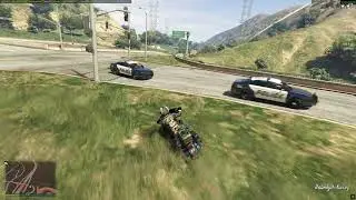 Grand Theft Auto V Enhanced T1000 motorcycle in regular Los-Santos work day.