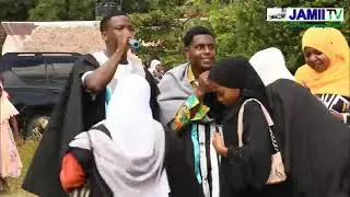 ANGALIA QASWIDA ILIYOSOMWA NA WANAFUNZI WA CHUO CHA MAFUNZO YA AMALI DAYA KWENYE MAHAFALI