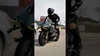 This Ducati Panigale V4 Looks Great From All Angles 🤩