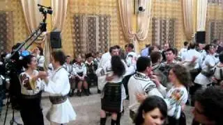 Balul Gospodarilor Botosana 2011 cu Ionut Vieru. (partea 2)