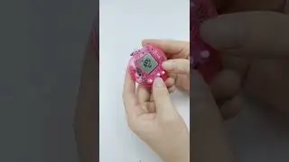 Keychain Electronic Virtual Digital Pet Handheld Tamagotchi Electronic Pet Game Machine