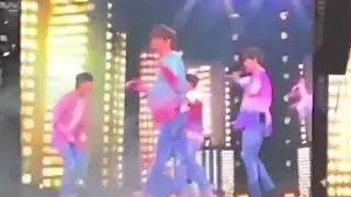 BTS X HALSEY _ boy with luv | yourself tour paris 2019