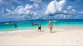 VLASOFF CAY + GREEN ISLAND Great Barrier Reef