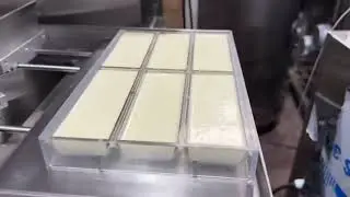 Vibration Table With Continuous Tempering Machine Heating And Cooling