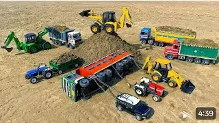 JCB 5cx loding mud Tipper Dumper truck Accident pulling #jurassicworld #funnyjokes 😂😂😂😂