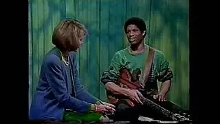 Stanley Jordan interview on being a street musician and his technique -    Today Show 3/5/87