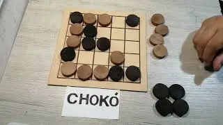 Chokó - Juego Tradicional Africano - 1001 juegos de Mesa Antiguos y nuevos - Juegos del Mundo