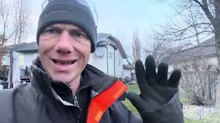 Final leaf cleanup of 2025 in Edmonton