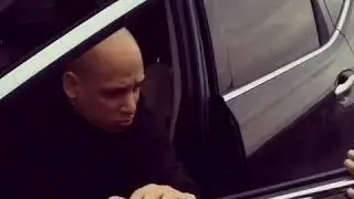 Меня зовут Тайрон. Курение вредно.