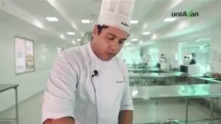 Receita: Frango ao curry com arroz jasmim - Gastronomia UniAvan