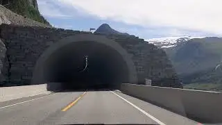 NORWEGIA - FJORDY, DROGA PO SZCZYCIE, LODOWCE, WOPDOSPADY