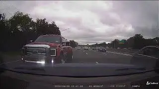 Road Rage on Long Island Expressway almost causes wreck!