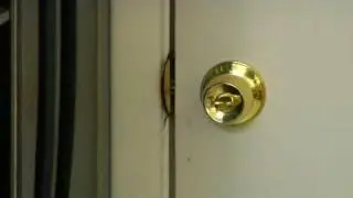 DIY Home Repairs : How to Buy the Right Doorknob