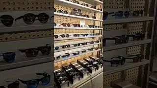 Большой выбор очков Oakley в Стамбуле. House of SuperStep. магазин на Taksim