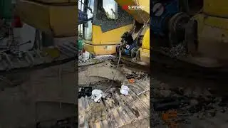 Excavator boom repair on site. ⚙️⚙️