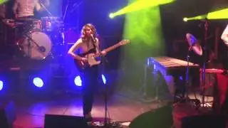 Anna Calvi - Cry (Klub Studio, Krak&oacute;w 2014-03-08)