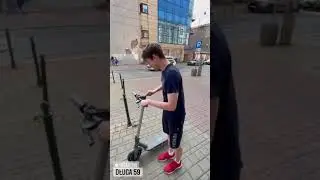 Motus Scooty 10 2021 (35 km/h) Jaką prędkość osiąga Motus Scooty 10 wersja z 2021 r.?