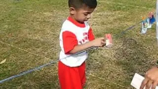 Smart Reader Kids (Pn. Zeha) - Sports Day 2012 - I Can Help You, Mummy (4 years old - Group 1)