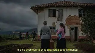 Abuela Sin Esperanza Pasa Su Primera Noche En Una Cabaña Sola — Y Escucha Algo Que Le Heló La Sangre