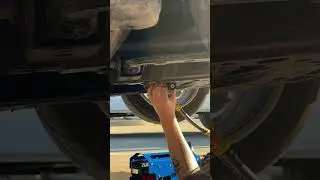 Full service in a parking lot?