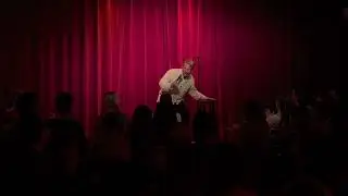 Kor Hoebe - Marokkaan in de zaal