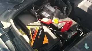 Cyntur JumperPack mini Boosting V8 Range Rover