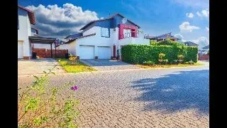Elegant 4-Bedroom Home in Hazeldean &ndash; Oukraal Estate