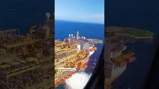 OIL RIG🌊🛢️ HELICOPTER LANDING DRILLING VESSEL🛢️🛟⛴️ #viralvideo#offshore#helicopter #offshoredrilling