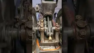 International 2 1/2 Hp Titan/Famous hit and miss engine