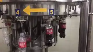 9 HEAD SEMI AUTOMATIC FILLING MACHINE FOR SOFT DRINK & SODA , COLA FILLING MACHINE
