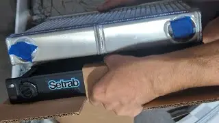 Setrab 34-Row Cooler vs Improved Racing MHX-530 - Unboxing & Comparisons
