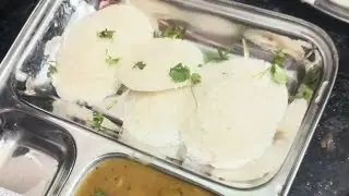 Suji ke soft idli sambhar Aaj Tak Aisa nahin banaya hoga#viral video#