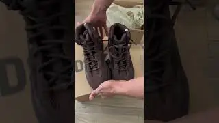 UNBOXING #fashiontrends #fashion #yeezyshoes #yzy #desertboot Yeezy Desert Boot &ldquo;oil&rdquo;