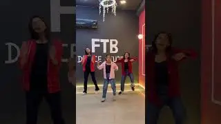 Taras Rha h baho ke ghere 🔥 #bollywood #bollywoodsongs #hindisong #shortvideo #youtubeshorts