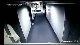 Jewellery ROBBERY at a hotel room in Indore on 07/06/15