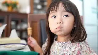 七五三の着物見に来たのにすぐ飽きて、人の家で団子食うし勝手にルームツアーするけど、着物の知識ちょっとゲットできるから、これから親になる人は作業用BGMとして再生しても良いかも知らん動画はコチラ！！！