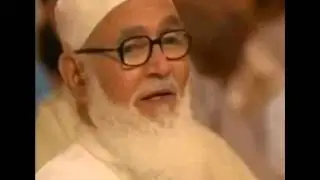 الشيخ أبوعبدالسلام: ما هو رأي العلماء في قراءة القرآن على الميّت؟