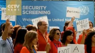 UN workers protest against aid convoy attack