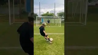 Valeu @GoleiroDeCapacete pela moral. Passei a te admirar ainda mais #futebol  #capa&ccedil;afc