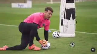 Treino de Guarda-Redes - FC Porto - Diogo Costa, Cl&aacute;udio Ramos, Samuel Portugal, Gon&ccedil;alo Ribeiro