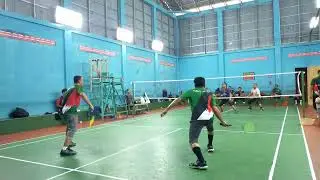 Mulai Bar Bar set 2 Iqbal / Komar vs Ade / Bumi ( 21-14 )