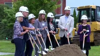 University of Michigan Health-Sparrow breaks ground on new cancer center