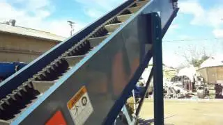 Used HC Davis inclined belt conveyor with corrugate belting - Item# S740861