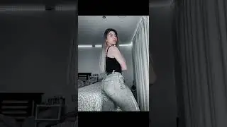 POV: sakto lang pwet mo kaya kelangan tumuwad ng todo 🤣🍑 Relate ako sayo chloe 