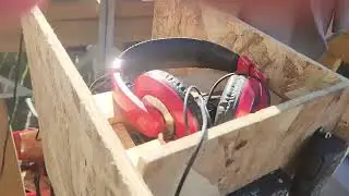 OFF GRID/ Emergency solar radio build.