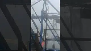 Quay Crane keep safe everyone rainy wind coming #staysafealways   #highlight #everyone