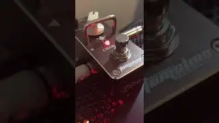 Tomsline ACH-3 Demo, Analog Chorus Pedal. Metal!