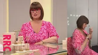 Catherine Huntley @little bra peek bts
