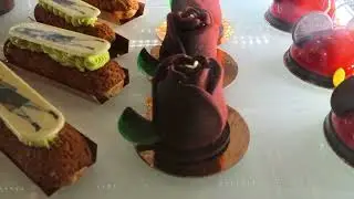 Amorette's Halloween-Inspired Pastries at Disney Springs: Jack Skellington &Eacute;clair and Wilting Rose