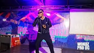Lubisky L3vo Performance At Password Lounge Gulu City #CelebrityNightSunday.